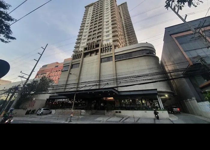 Affordable & Spacious In Makati مانيلا