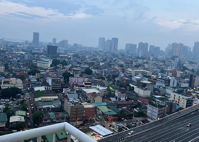 Affordable & Spacious In Makati مانيلا
